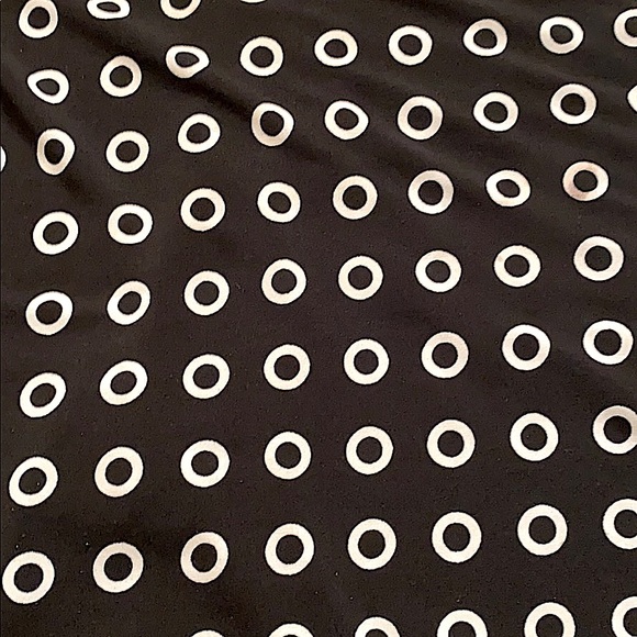 Alfani | Woman’s Blouse | Black & White Patterned, Size 1X - Picture 5 of 5